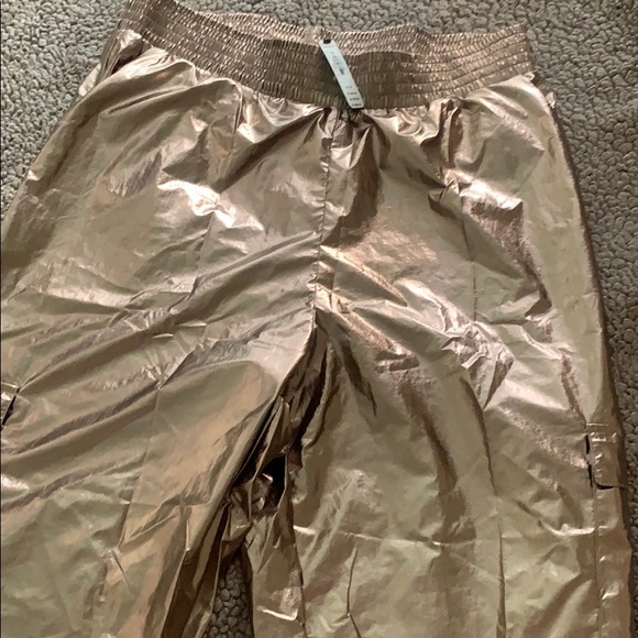 Brand new Victoria sport - Picture 1 of 3